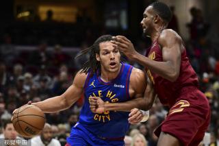 其不懈的努 其不懈的努